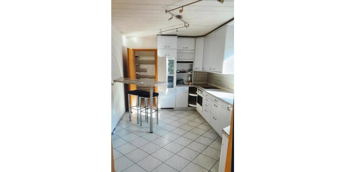 Etagenwohnung Herzogenaurach - 3 Zimmer, 105 m&sup2;, 1.100&euro; | Angebot:26630179