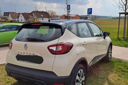 Renault Captur 98.600 km 8.750 &euro; Adelsdorf 91325