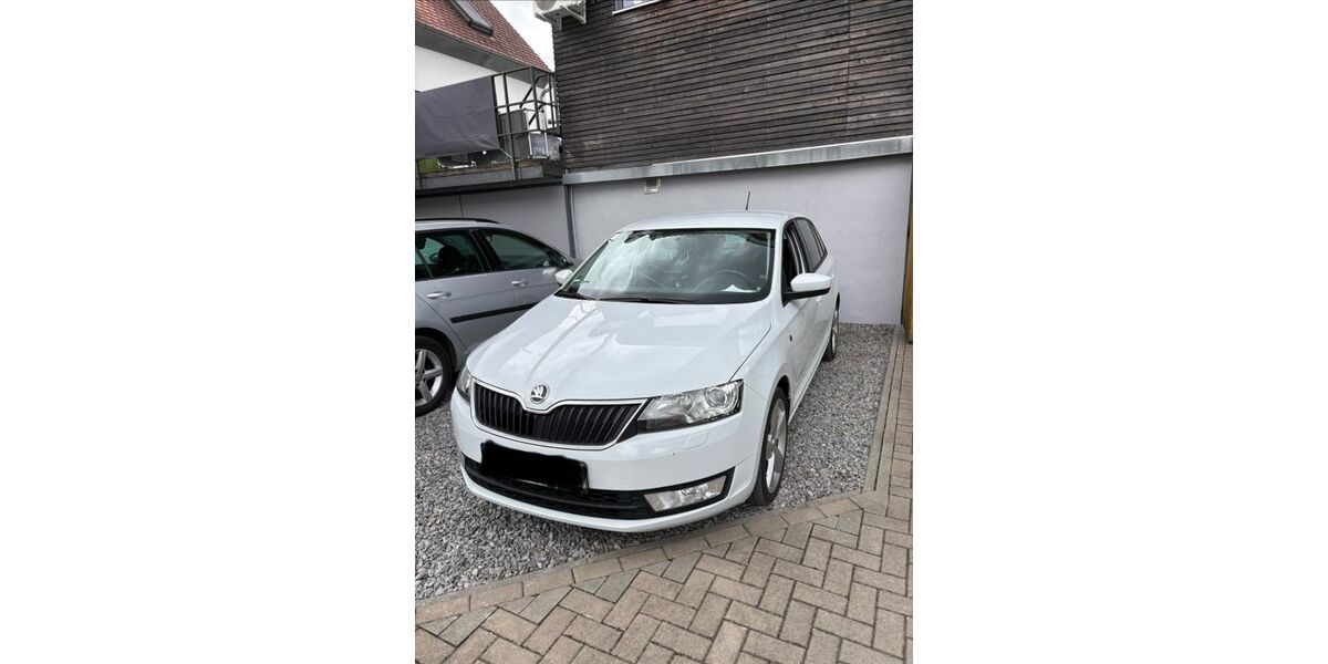Skoda Rapid 108.000 km 7.700 &euro; Nürnberg 90403