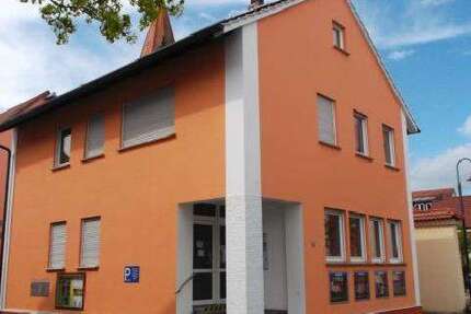 Haus Adelsdorf - 6 Zimmer, 200 m&sup2;, 399.000&euro; | Angebot:22566534