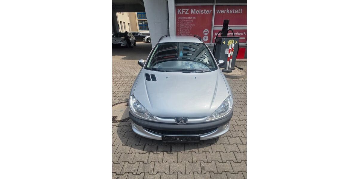 Peugeot 206 42.934 km 3.200 &euro; Nürnberg 90443