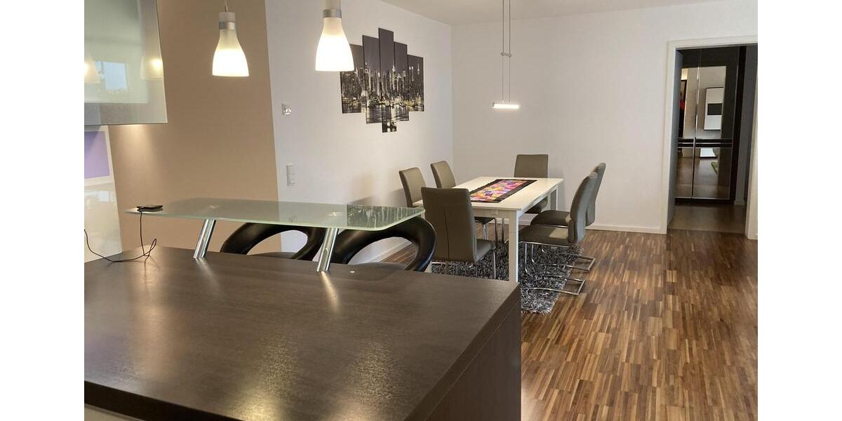 Erdgeschoßwohnung Erlangen Am Anger - 4 Zimmer, 124 m&sup2;, 2.200&euro; | Angebot:26621783