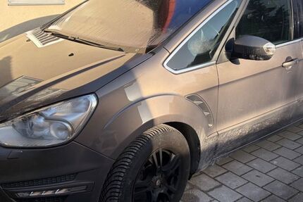 Ford S-Max 187.500 km 6.600 &euro; Fürth 90765