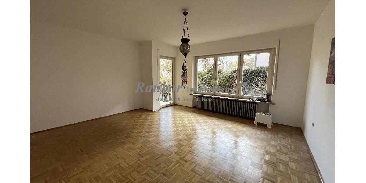 Geräumiges Einfamilienhaus mit Garage und Blick ins Grüne in Roth - Einfamilienhaus Roth | Angebot:25839080