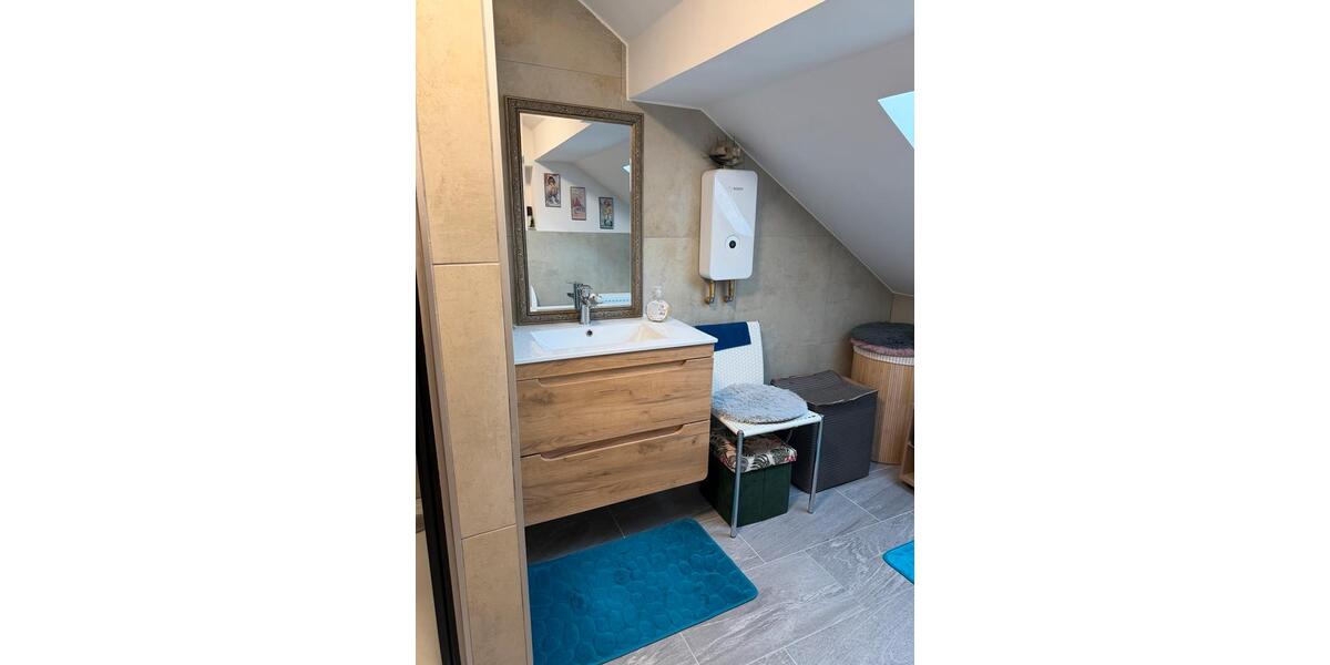 Dachgeschoßwohnung Höchstadt an der Aisch - 2 Zimmer, 68 m&sup2;, 850&euro; | Angebot:25456500