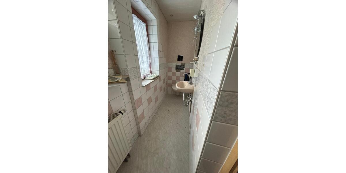 Einfamilienhaus Nürnberg Gibitzenhof - 20 Zimmer, 600 m&sup2;, 249.000&euro; | Angebot:26633387
