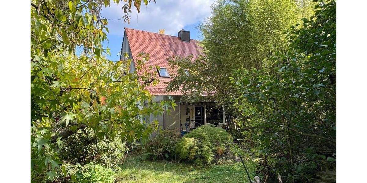 Einfamilienhaus Erlangen Tennenlohe - 7 Zimmer, 155 m&sup2;, 890.000&euro; | Angebot:25671213