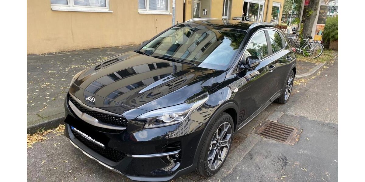 Kia XCeed 93.000 km 18.400 &euro; Nürnberg 90408