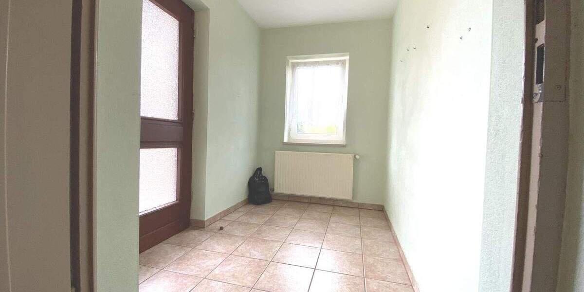 Einfamilienhaus Roßtal Weitersdorf - 9 Zimmer, 187 m&sup2;, 349.000&euro; | Angebot:25771449