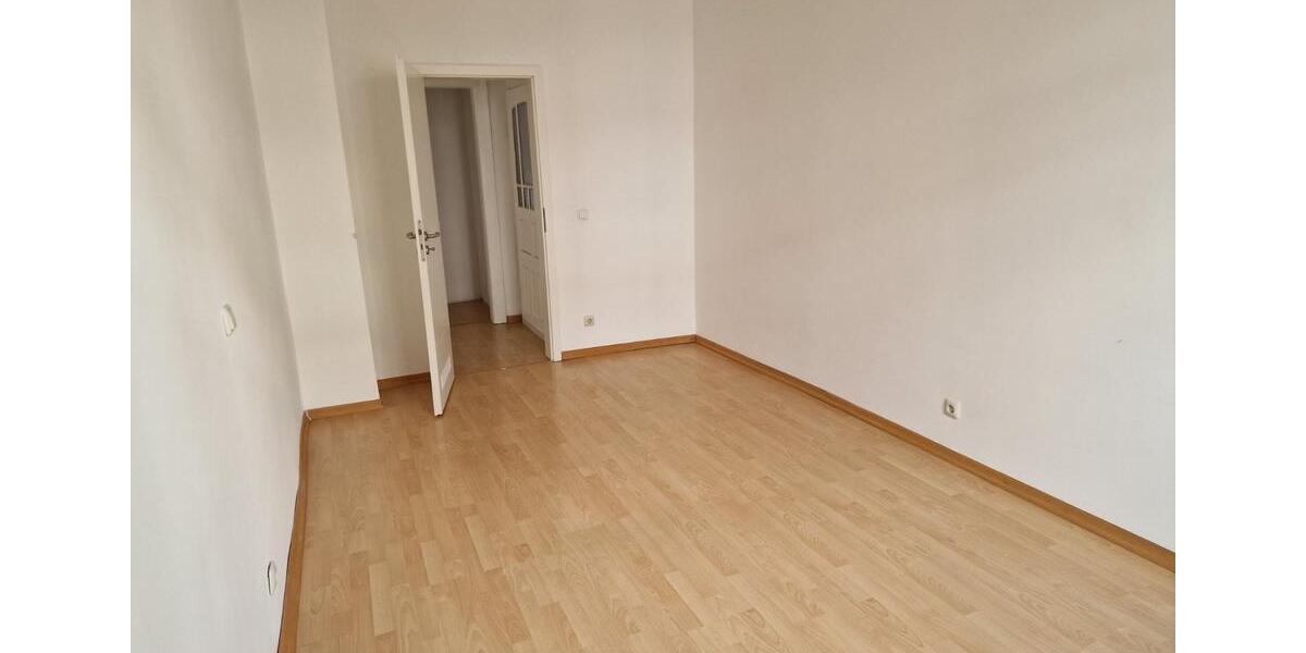 Etagenwohnung Nürnberg Sankt Leonhard - 2 Zimmer, 65 m&sup2;, 908&euro; | Angebot:25390352