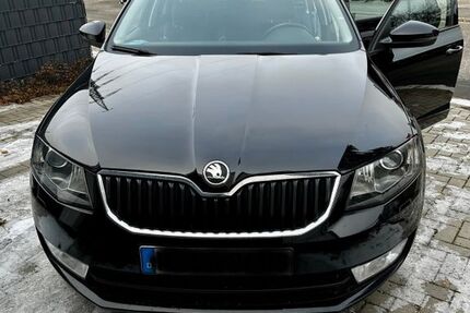 Skoda Octavia 280.000 km 8.500 &euro; Winkelhaid 90610