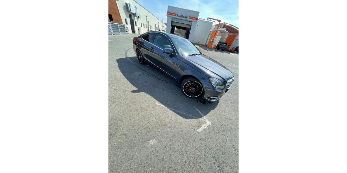 Mercedes-Benz C 220 244.444 km 7.999 &euro; Forchheim 91301