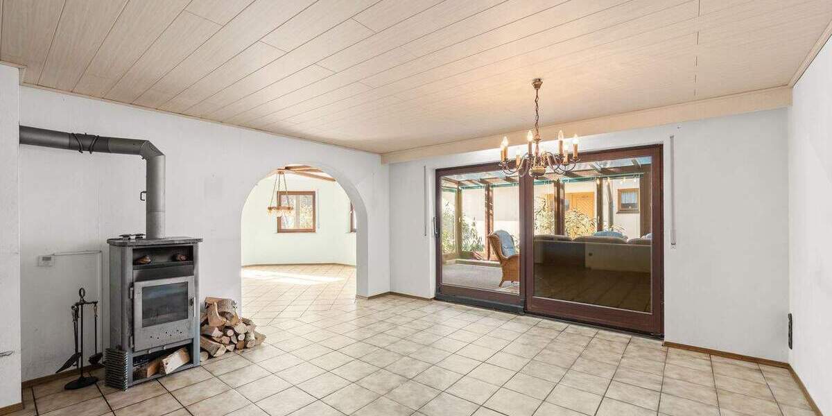 Mehrfamilienhaus, Wohnhaus Hagenbüchach - 1 Zimmer, 261 m&sup2;, 635.000&euro; | Angebot:25670108