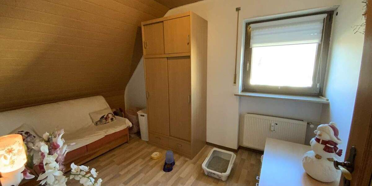 Mehrfamilienhaus, Wohnhaus Forchheim - 6 Zimmer, 147 m&sup2;, 549.000&euro; | Angebot:25742938