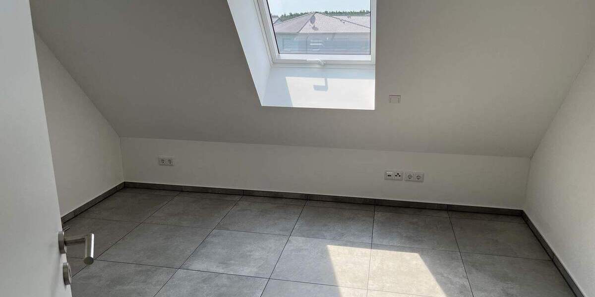 Doppelhaushälfte Markt Erlbach Eschenbach - 5 Zimmer, 121 m&sup2;, 1.690&euro; | Angebot:25666569