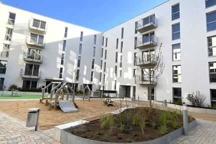 Wohnung Nürnberg Schweinau - 4 Zimmer, 96 m&sup2;, 1.565&euro; | Angebot:26573061