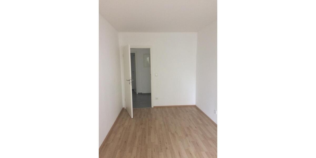Etagenwohnung Schwabach - 3 Zimmer, 81 m&sup2;, 945&euro; | Angebot:26030595