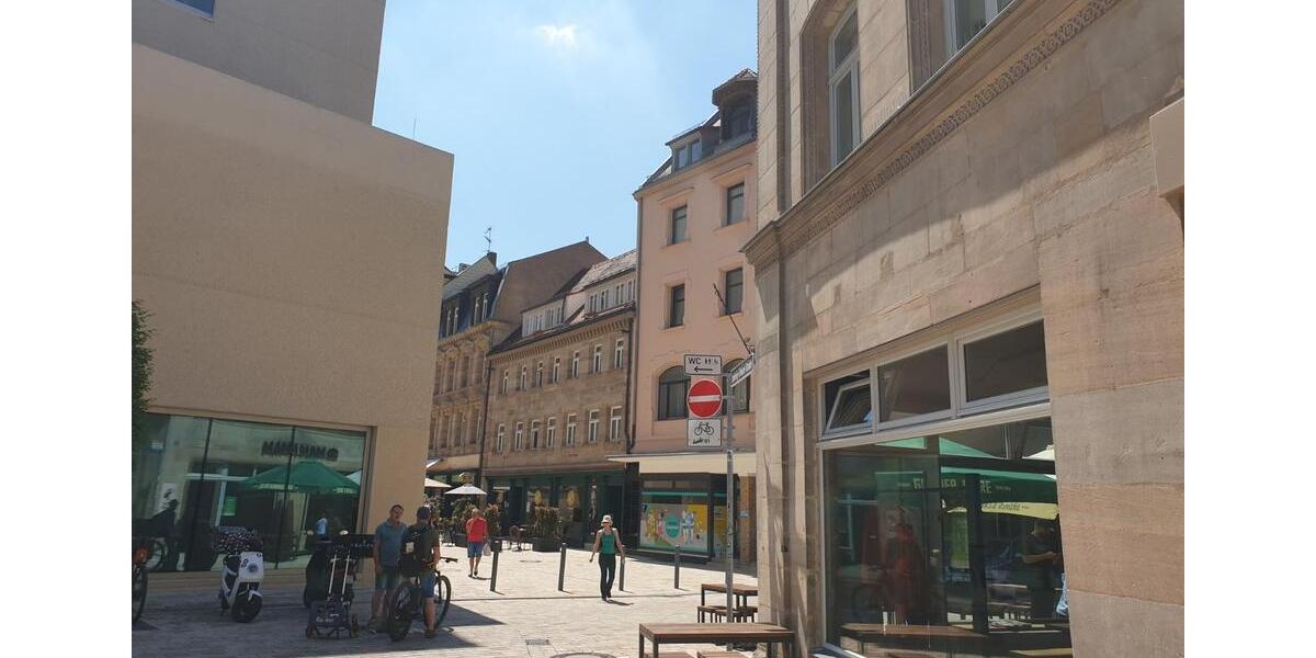 Etagenwohnung Fürth Altstadt - 3 Zimmer, 74 m&sup2;, 1.279&euro; | Angebot:25856516