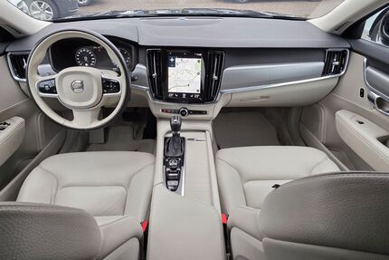 Volvo V90 169.970 km 18.900 &euro; Fürth 90763