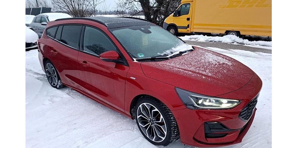 Ford Focus 17.464 km 25.440 &euro; Lonnerstadt 91475