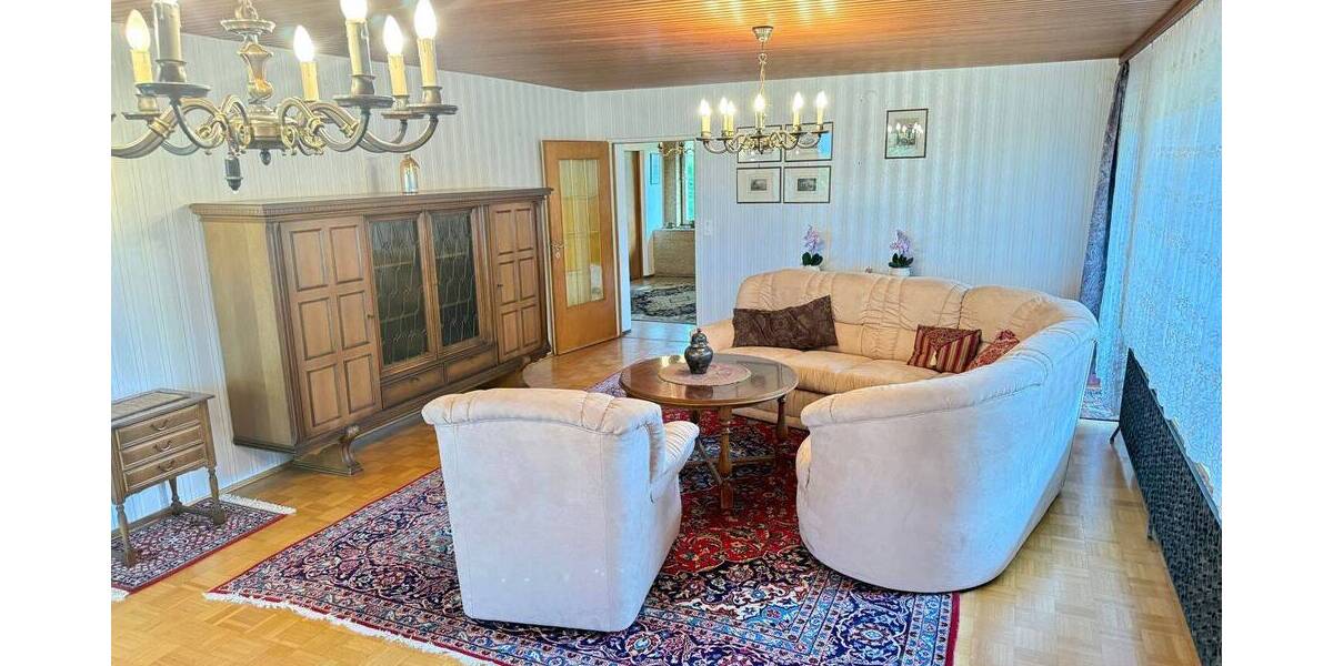 Mehrfamilienhaus, Wohnhaus Nürnberg Altenfurt - 8 Zimmer, 182 m&sup2;, 749.000&euro; | Angebot:26643501