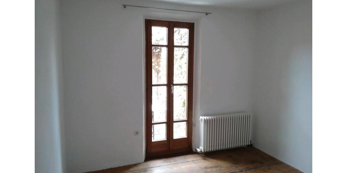 Etagenwohnung Uttenreuth - 4 Zimmer, 100 m&sup2;, 1.410&euro; | Angebot:25173882