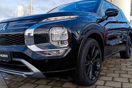 Mitsubishi Outlander 7.110 km 49.490 &euro; Fürth 90763