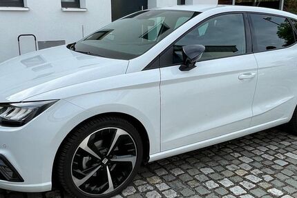 Seat Ibiza 11.200 km 16.500 &euro; Stein 90547
