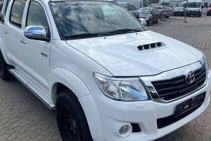 Toyota Hilux 260.000 km 13.600 &euro; Nürnberg 90431