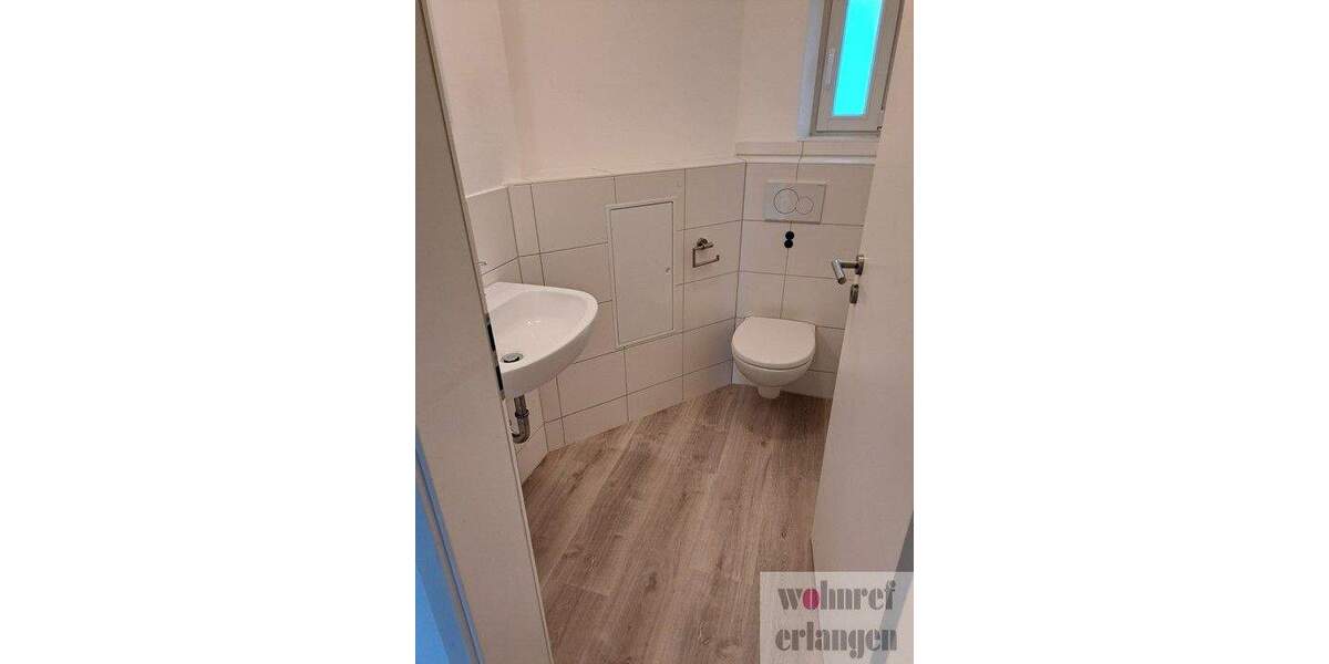 Etagenwohnung Erlangen Innenstadt - 4 Zimmer, 99 m&sup2;, 1.590&euro; | Angebot:25674770