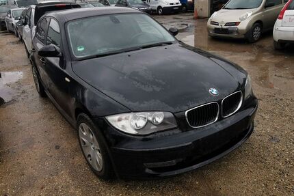 BMW 118 243.000 km 2.550 &euro; Fürth 90763