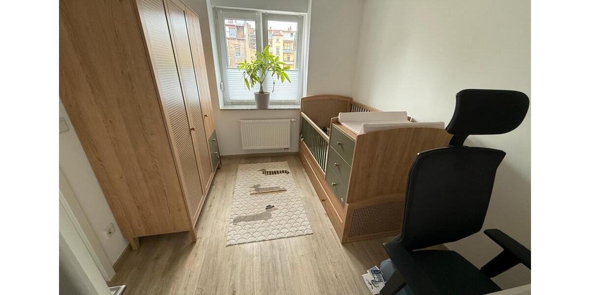 Etagenwohnung Nürnberg Eberhardshof - 3.5 Zimmer, 90 m&sup2;, 1.400&euro; | Angebot:25099871