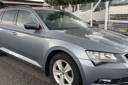 Skoda Superb 125.000 km 12.200 &euro; Nürnberg 90427