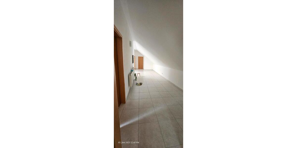 Dachgeschoßwohnung Cadolzburg - 2 Zimmer, 77 m&sup2;, 930&euro; | Angebot:26567487