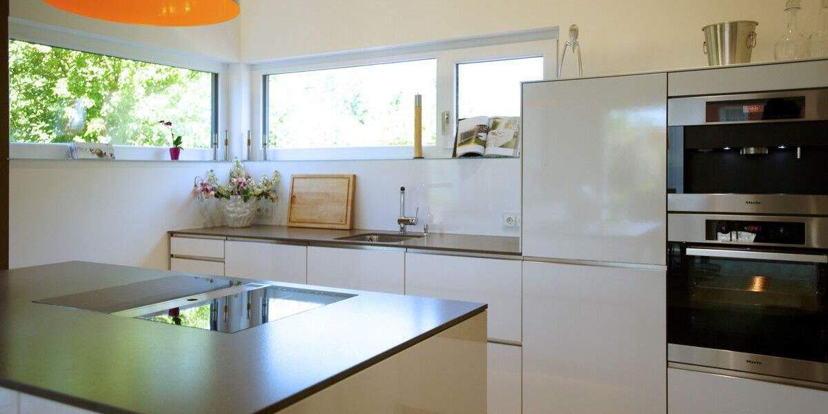 Einfamilienhaus Roth - 7 Zimmer, 239 m&sup2;, 698.000&euro; | Angebot:25681341