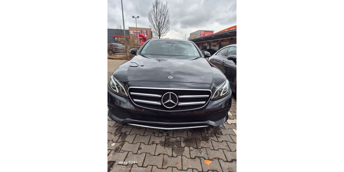 Mercedes-Benz E 300 231.200 km 21.900 &euro; Nürnberg 90478
