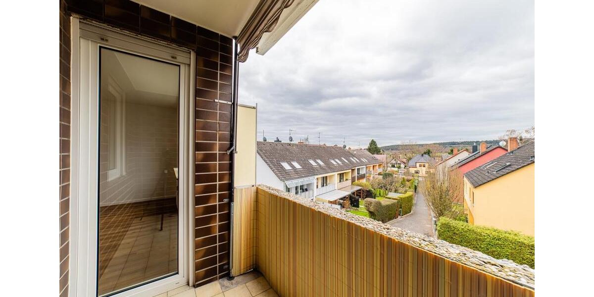 Etagenwohnung Fürth Atzenhof - 2 Zimmer, 65 m&sup2;, 1.100&euro; | Angebot:25722577