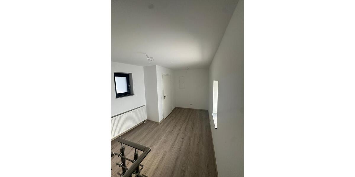 Maisonettenwohnung Cadolzburg - 4 Zimmer, 109 m&sup2;, 1.400&euro; | Angebot:25900579