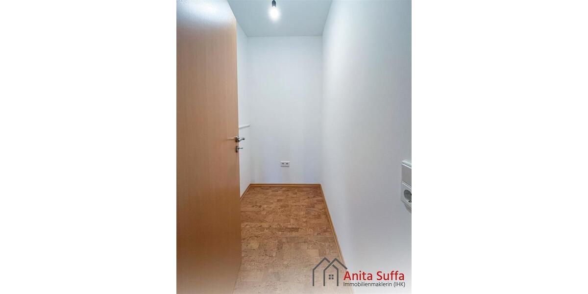 Dachgeschoßwohnung Neustadt an der Aisch - 3.5 Zimmer, 125 m&sup2;, 990&euro; | Angebot:25869150