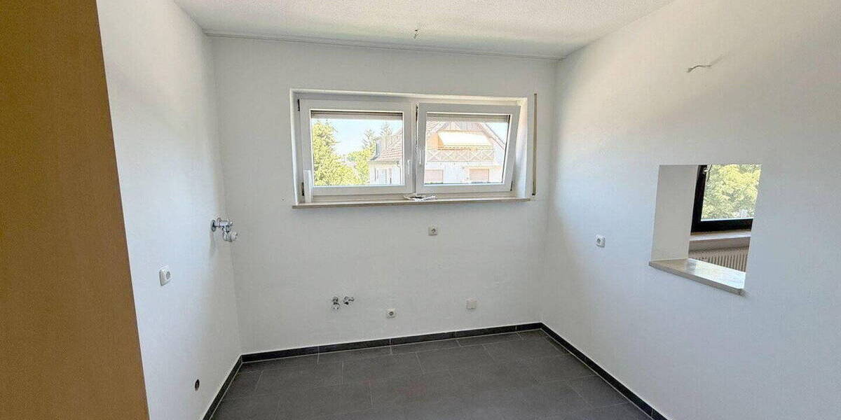 Etagenwohnung Fürth Unterfürberg - 4 Zimmer, 104 m&sup2;, 900&euro; | Angebot:26795100