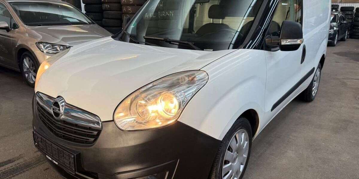 Opel Combo 98.000 km 5.980 &euro; Nürnberg 90439