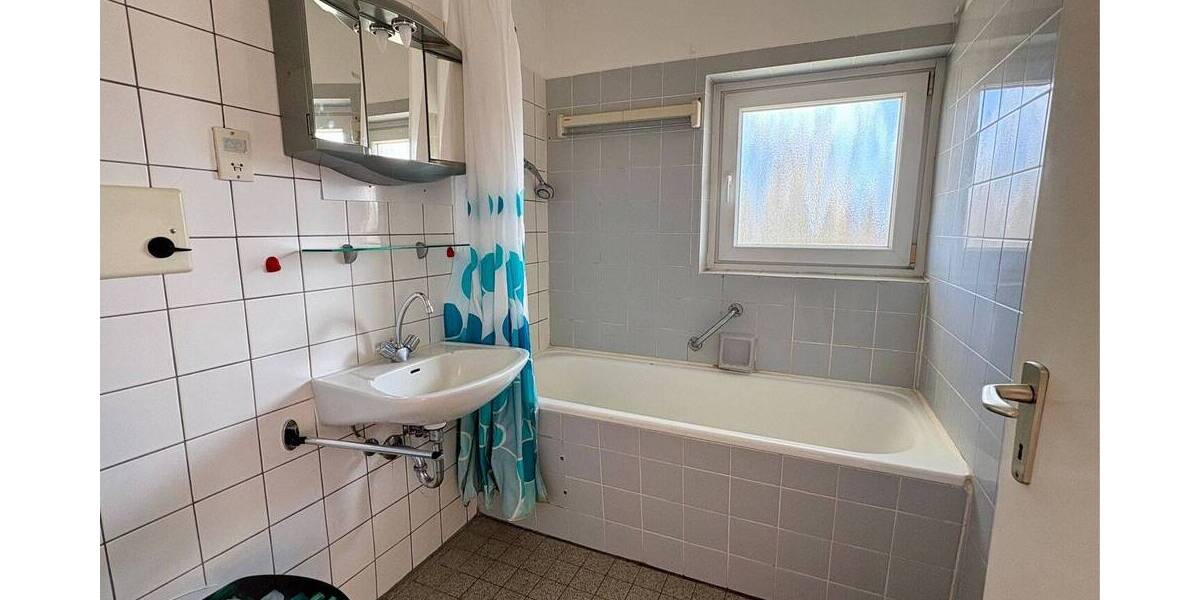 Etagenwohnung Erlangen Bruck - 2 Zimmer, 70 m&sup2;, 219.000&euro; | Angebot:26155761