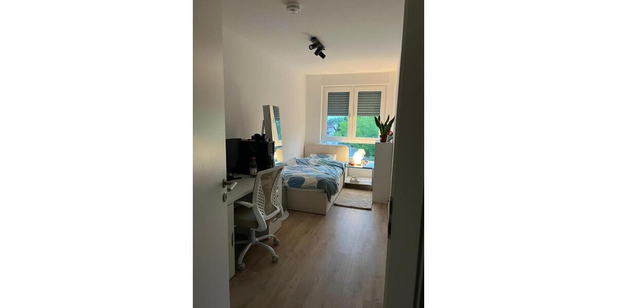 Etagenwohnung Nürnberg Erlenstegen - 3 Zimmer, 70 m&sup2;, 1.100&euro; | Angebot:25915903
