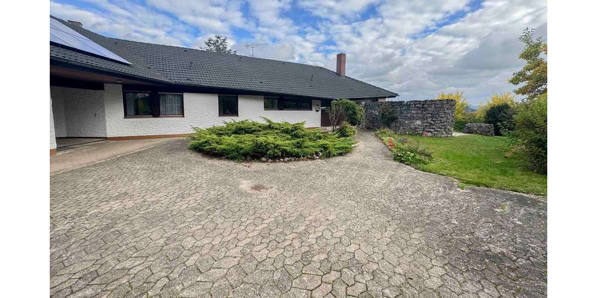 Einfamilienhaus Schnaittach - 12 Zimmer, 315 m&sup2;, 949.000&euro; | Angebot:26865772
