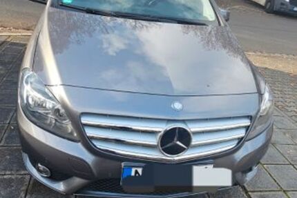 Mercedes-Benz B 180 116.000 km 8.900 &euro; Nürnberg 90471