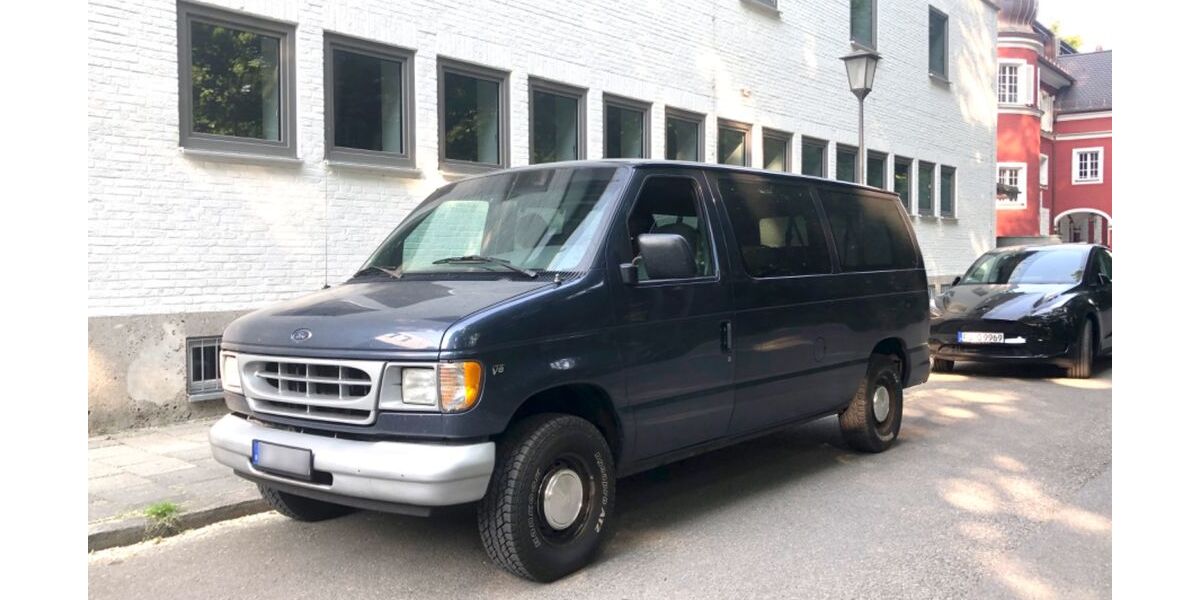 Ford Econoline 189.000 km 12.000 &euro; Cadolzburg 90556