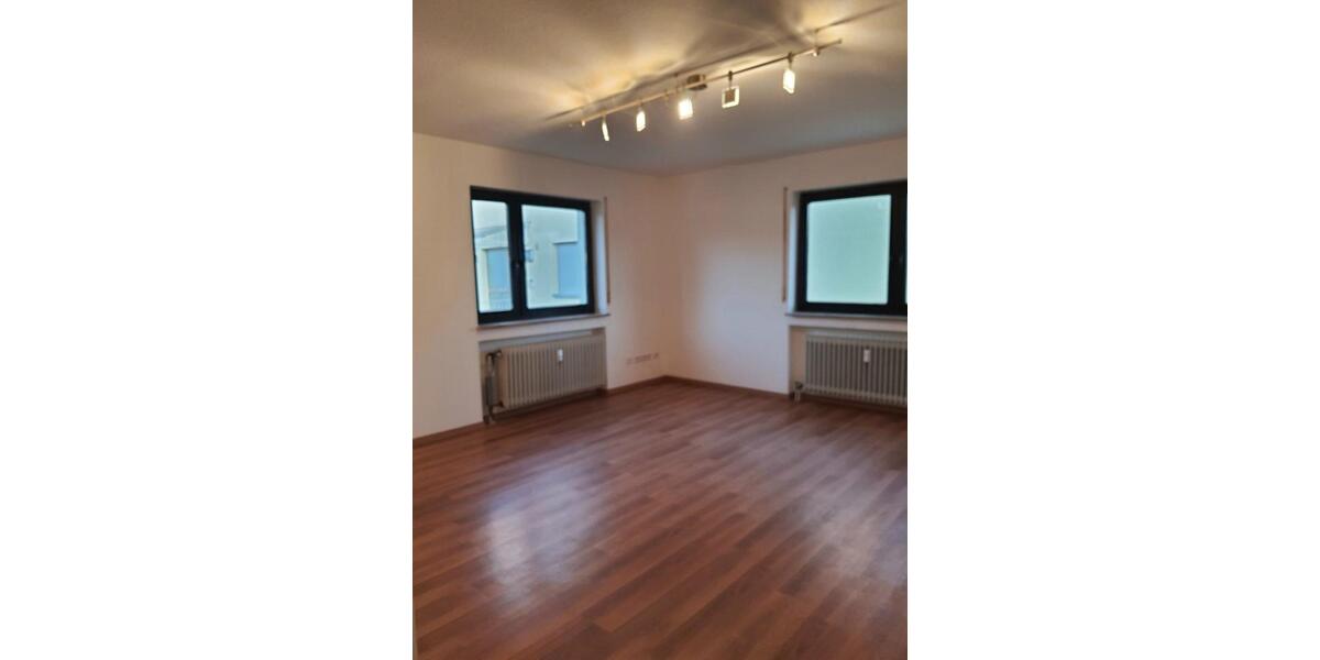 Erdgeschoßwohnung Fürth Bislohe - 1.5 Zimmer, 53 m&sup2;, 690&euro; | Angebot:25702408