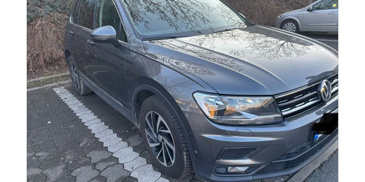 VW Tiguan 128.000 km 14.700 &euro; Fürth 90763