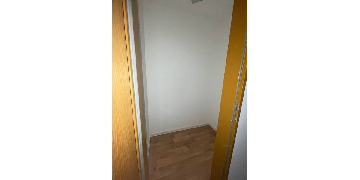 Zimmer Nürnberg Gartenstadt - 3 Zimmer, 80 m&sup2;, 799&euro; | Angebot:26489493