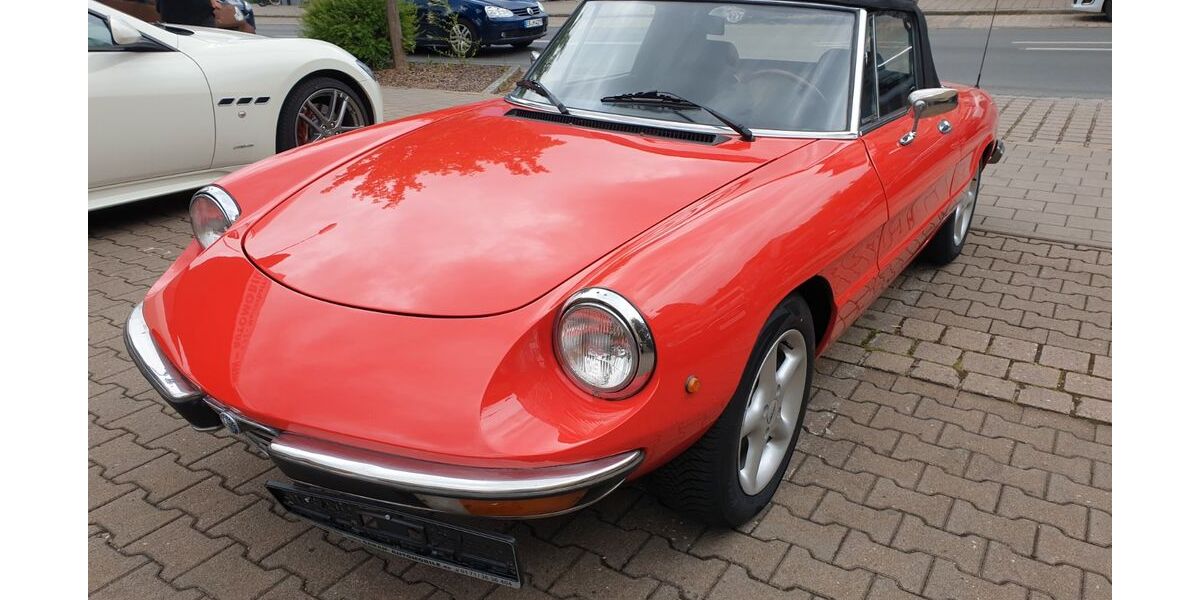 Alfa Romeo Spider 164.000 km 19.500 &euro; Lauf a.d.Peg. 91207